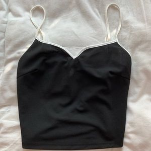 SHEIN Cropped Black Tank